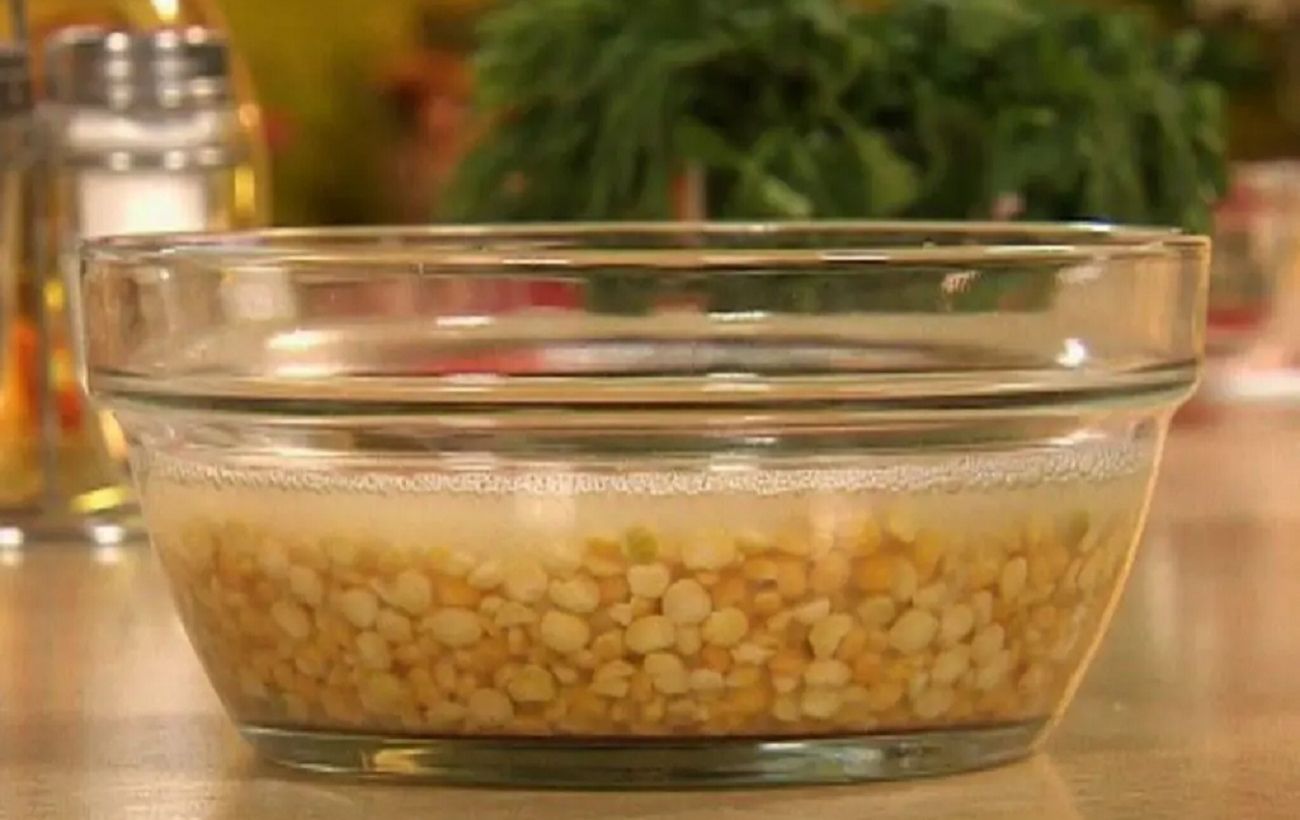 Як швидко зварити старий горох: способи, щоб довго не стояти у плити